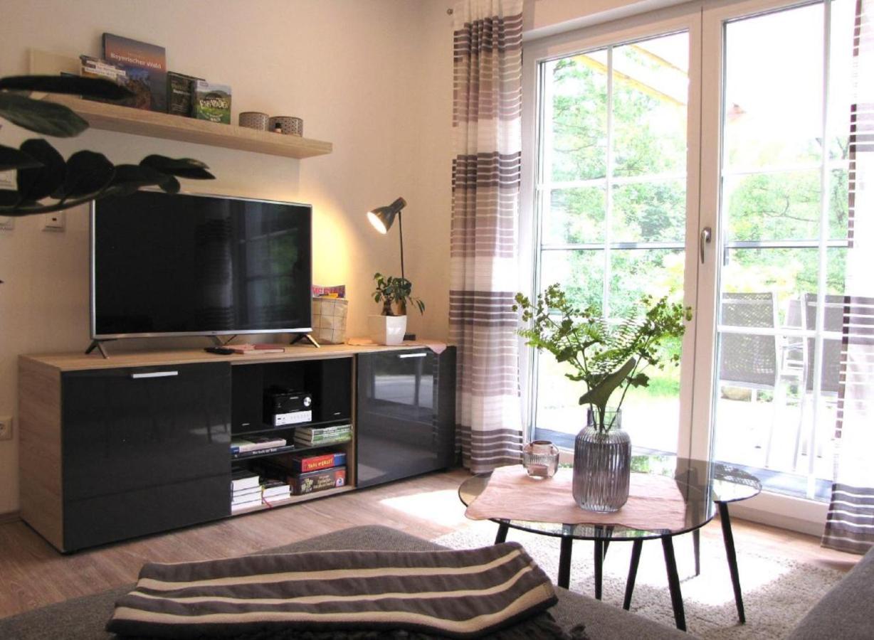 Ferienwohnung Am Woid - Herrliche Alleinlage - Vegane Einrichtung วัลด์เคอร์เชิน ภายนอก รูปภาพ
