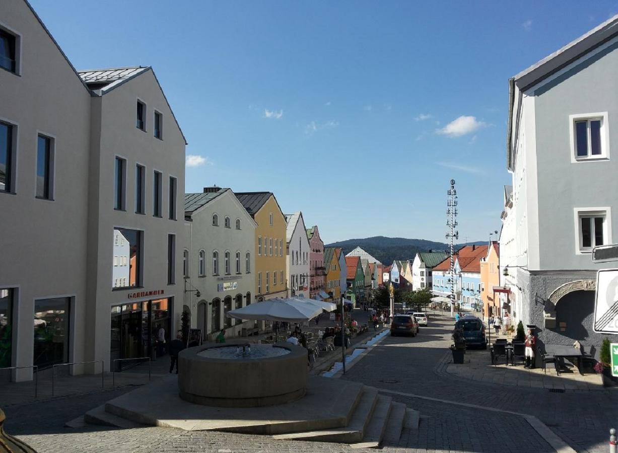 Ferienwohnung Am Woid - Herrliche Alleinlage - Vegane Einrichtung วัลด์เคอร์เชิน ภายนอก รูปภาพ